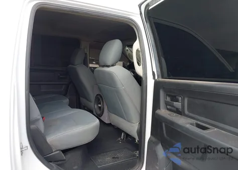 2018 Ram 3500 Tradesman 4X4 8' Box from USA, damaged, VIN 3C63RRGL0JG397527